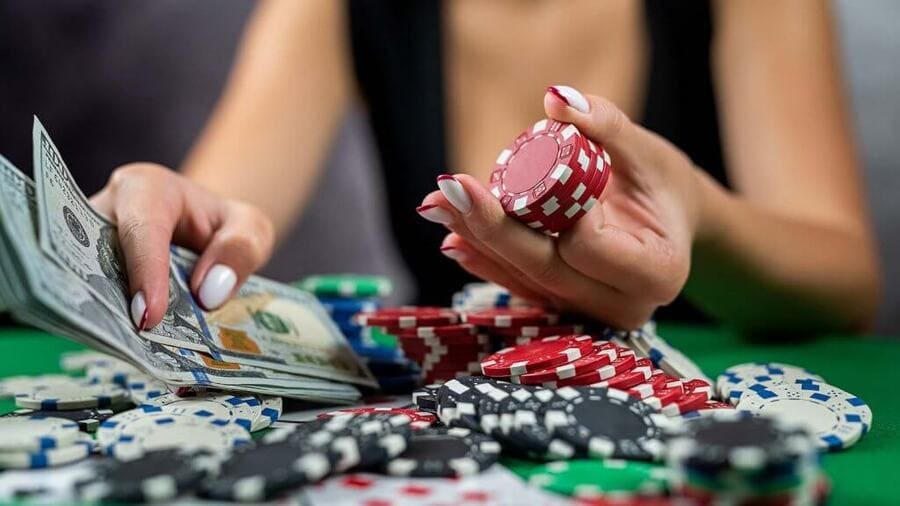top canadian female poker players